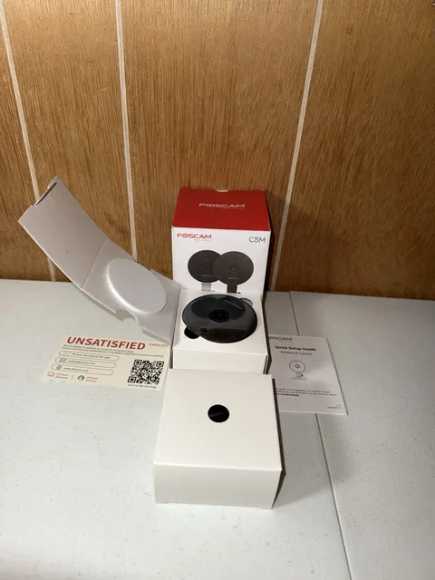Foscam C5M 5MP 3K Dual-Band WiFi Indoor Security Camera Black New Open Box Com