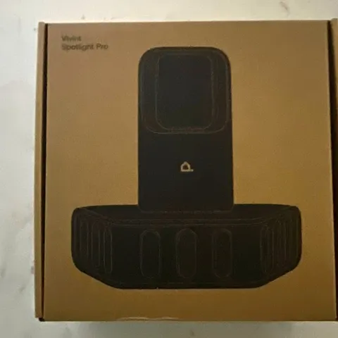 Vivint Spotlight Pro Outdoor Wi-Fi IP Security Camera w/ Spotlight 1080p Black