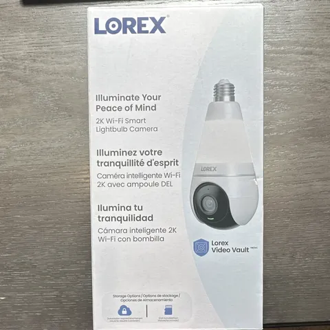 Lorex 2K Wi-Fi Bulb Camera Pan-Tilt Color Night Vision 2-Way Talk White