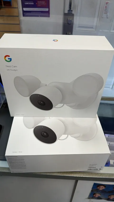 Google Nest Cam with Floodlight Outdoor Wired NEW SEALED Fast Free Shipping