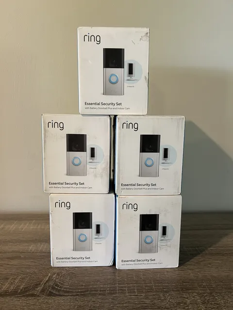 5x Ring Essential Kit with Battery Doorbell Plus and Indoor Cam