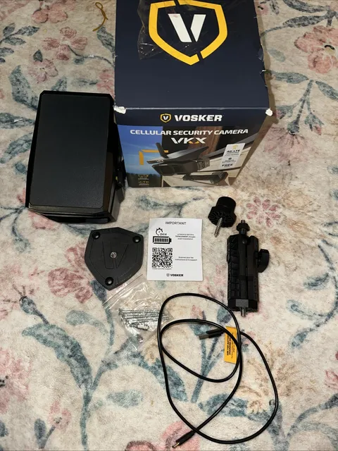 Vosker VKX Solar Powered 4G LTE Mobile Cellular Outdoor Security Camera System