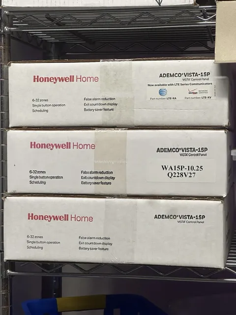 Honeywell Home ADEMCO VISTA-15P Control Panel