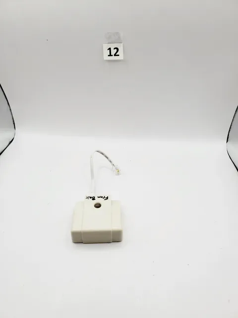 Radio Shack 43-108 / Line In-Use Indicator