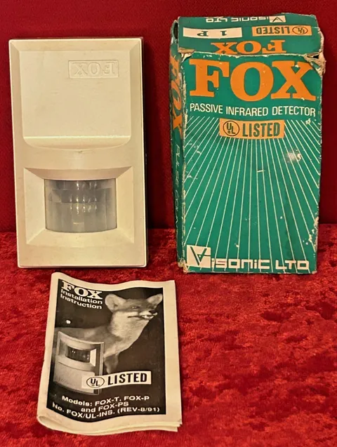 Vintage Visonic Fox Passive Infrared Motion Detector White 1P Fox-P B6