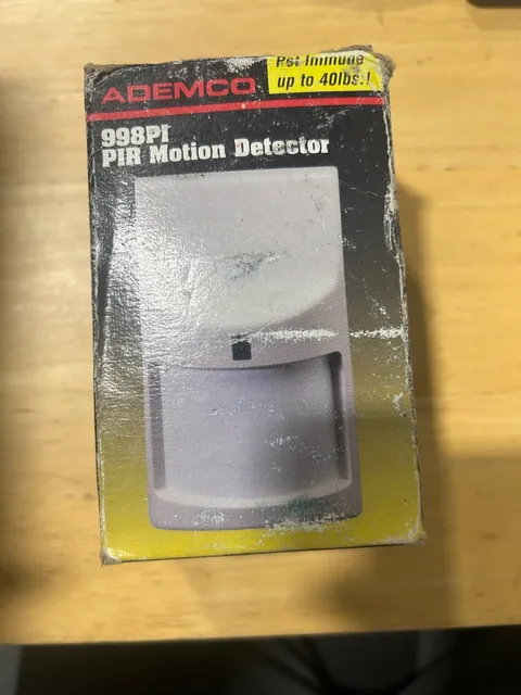 Ademco 998PI Pet Immune Motion Detector  Hardwired