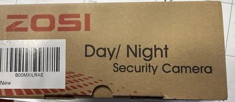 New ZOSI Day/Night Digital Security Camera Black Indoor/Outdoor 1AC-2111C-B-N
