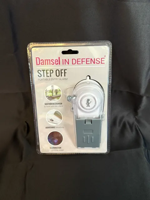 Damsel In Defense Step Off Portable Entry Alarm NIB White. 