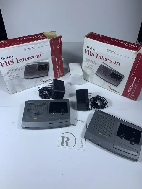 2X  RadioShack FRS Intercom 21-1845 VOX Audio Intercom w/ Adapter & Box