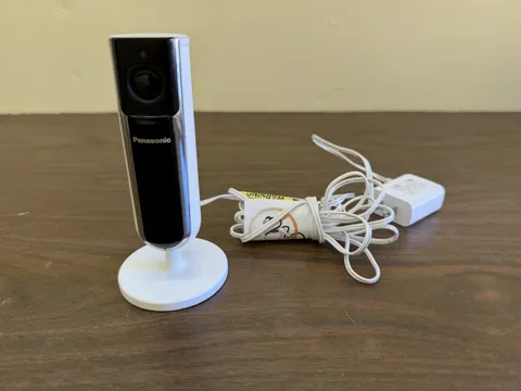 Panasonic HomeHawk KX-HNC800 Indoor HD Security Camera White Good Condition