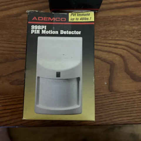 Ademco 998PI Pet Immune Motion Detector  Hardwired