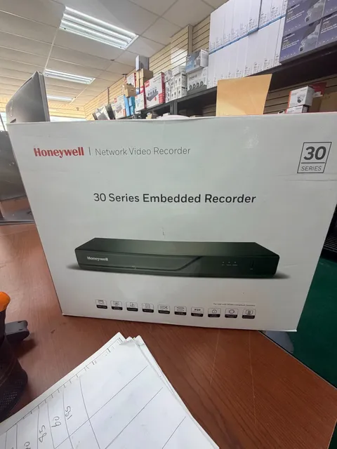 Honeywell HN30080202 30 Series Embedded Network Video Recorder