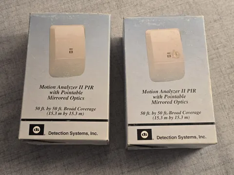 PAIR of NIB DETECTION SYSTEMS DS775  Motion Analyzer/ White