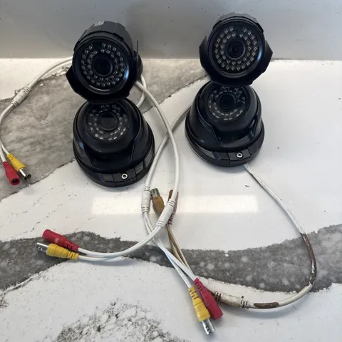 Q-See 2 X QTH8053B HD 2 X QTH8056D Security Camera Wired CCTV 12V BNC 4 Cameras