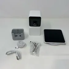 Wyze Solar Cam Pan Wireless Outdoor Camera + Solar Panel - White