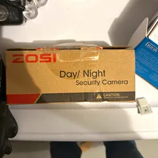 ZOSI CCTV Wired Day/Night Security Camera Night Vision Outdoor/Indoor
