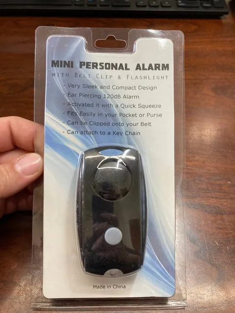 BELT CLIP MINI PERSONAL ALARM w/ FLASHLIGHT 120dB in BLACK #SB-PAL120BLK (SS2)