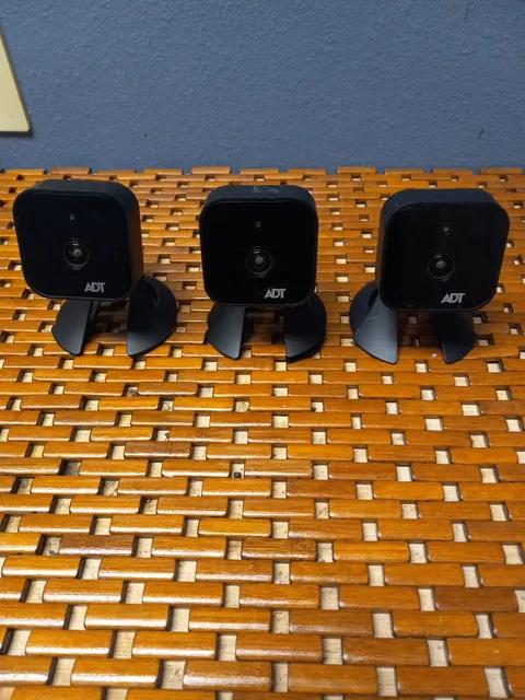 3x Used ADT Wireless Network Cameras RC8326 - Cameras Only NO POWER CORDS