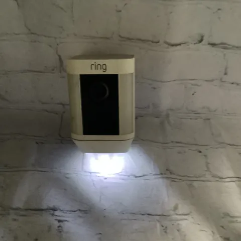 Ring Spotlight Cam ( 1 Battery Included ) TESTED WORKING! Read