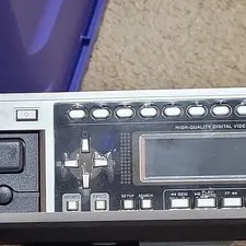 MPUSA 8 Channel DVR Silver with BNC VGA S-Video LAN USB Connectivity 250W