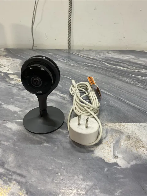 Google Nest Cam Indoor Security Camera A0005 (1st Gen) & Cord
