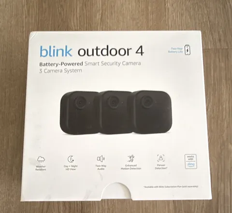 Blink Outdoor 4 Wireless Wi-Fi 1080p Smart Security Camera 3-Cam System