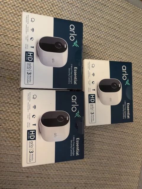Set Of 3 Arlo Essential Wire Free Spotlight Security Camera