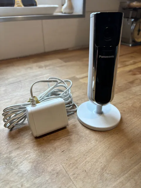Panasonic HomeHawk KX-HNC800 Indoor HD Security Camera White