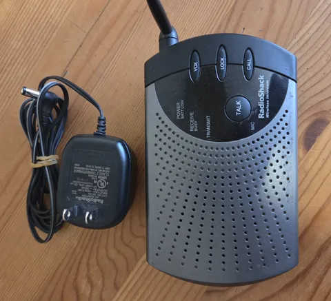 Radio Shack 900mhz Wireless Intercom System 43-3102 W/ Power Adapter
