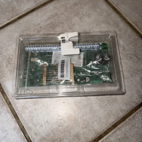 DSC power Series 1832 Alarm Panel New