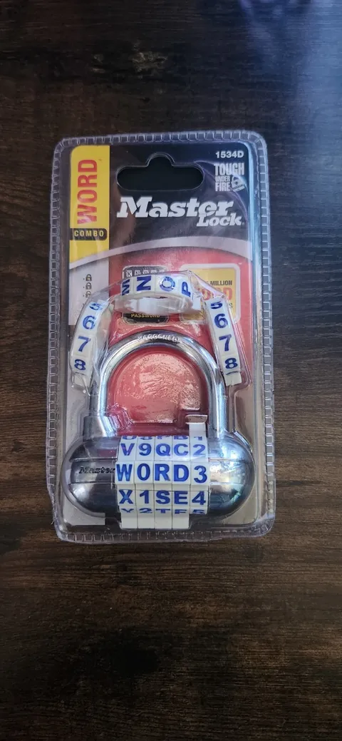 Master Lock 1534DBBR Set - Word Combination In WHITE