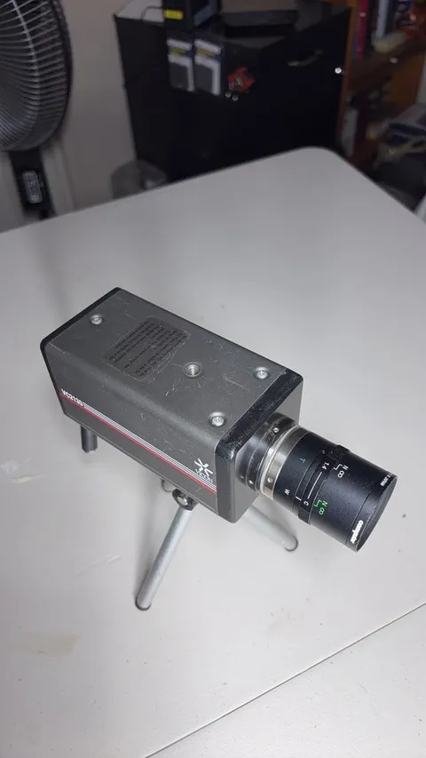 Vicon Industries VC2310A-24 Industrial Surveillance Camera 90’s Era