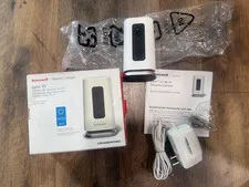Honeywell Lyric C1 Wi-Fi Security Camera CHC8080W1000