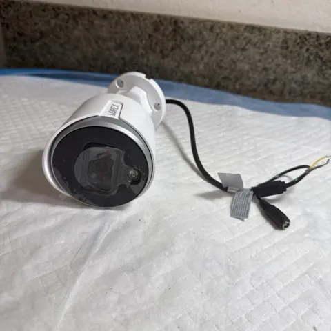 Lorex 4K Ultra HD Active Deterrence Security Camera C882DA