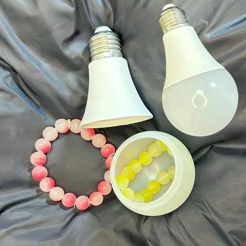 Light Bulb Secret Compartment Safe Hollow Diversion Hidden Stash Can Security