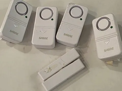 6pcs Defiant Wireless Home Security Door/Window Alarm  Open Package E43