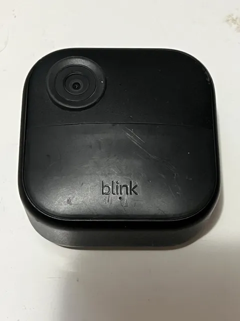 Blink outdoor 4 Camera - FOR PARTS/NOT WORKING