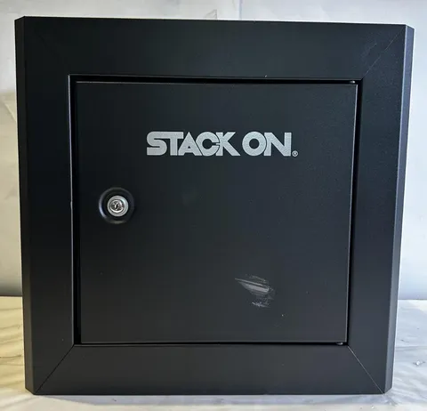 STACK ON GCB-1000-DX AMMO AND PISTOL SECURITY BOX WITH ONE SHELF