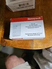 Honeywell FG-730 FlexGuard Dual Tech Glassbreak Detector