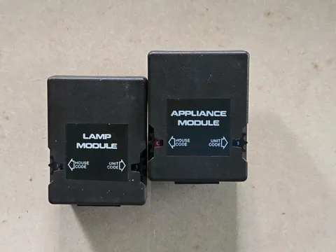 X-10 BROWN X10 Lamp and Appliance Modules  X10-014601   x10-014501
