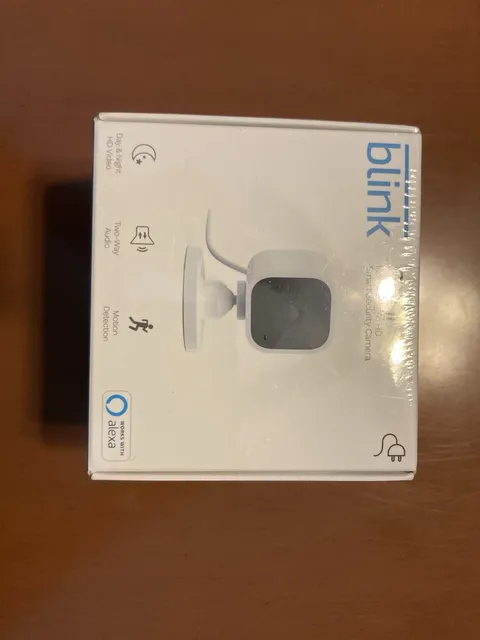 Blink Mini Indoor Plug-In Live HD Smart Security Camera (New in Box)