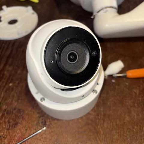 Speco Technologies O4T7 4MP H.265 IP Turret Camera PoE IP67 WDR White Used