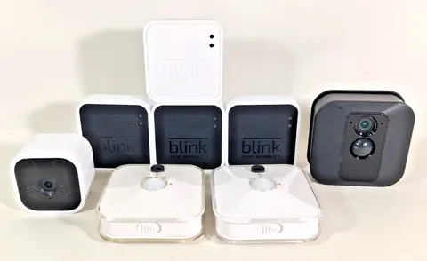 Blink Cameras Outdoor/Indoor Wireless & Sync Modules * PARTS ONLY * Locked