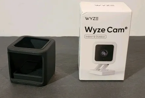 New Wyze Cam V3 Wired Security Camera Night Vision Indoor/Outdoor 1080p + Case