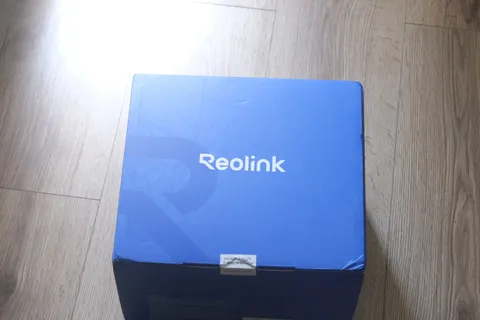 REOLINK PoE Security Camera Elite Pro Floodlight PoE, 16MP New Sealed Box