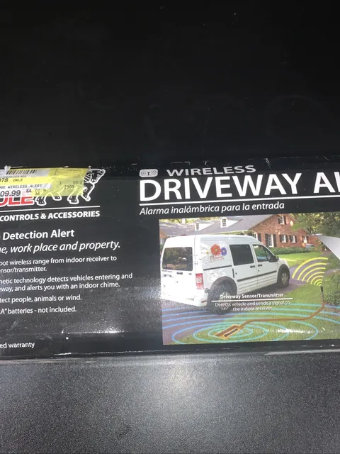 Mighty Mule FM231 Driveway Alarm Wireless Vehicle Detection Indoor/Outdoor Black