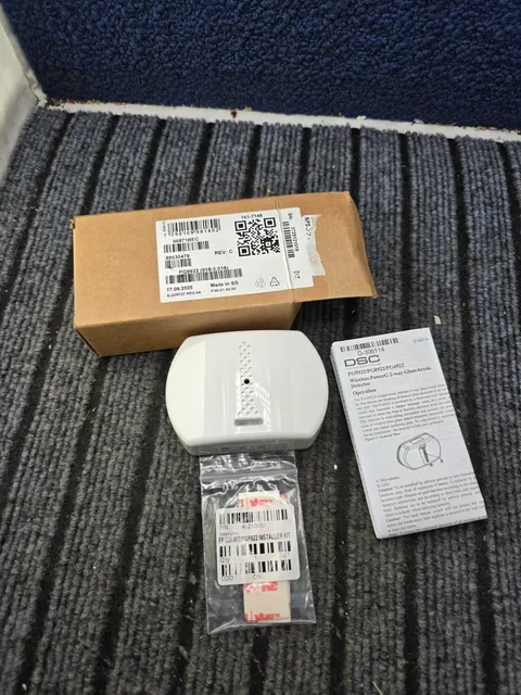 DSC PG9922 Wireless PowerG 2-Way Glassbreak Detector Assembly White 912–919 MHz
