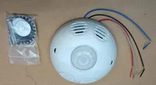PHILIPS LRM225500 LV Ceiling OCCUPANCY SENSOR 2000sq Ft 9137 012 30301