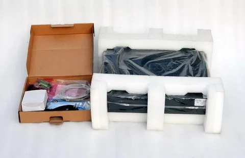 NOS HONEYWELL MODEL HD-WDVR-2008 8-CHANNEL 960H SECURITY DIGITAL VIDEO RECORDER