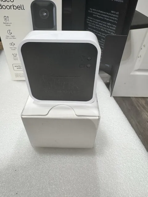 Blink Sync Module 2 White Smart Home Hub for Blink Security Cameras